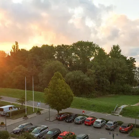公寓 Ferienwohnung Leuchtturmweg 3a 克伦胡森